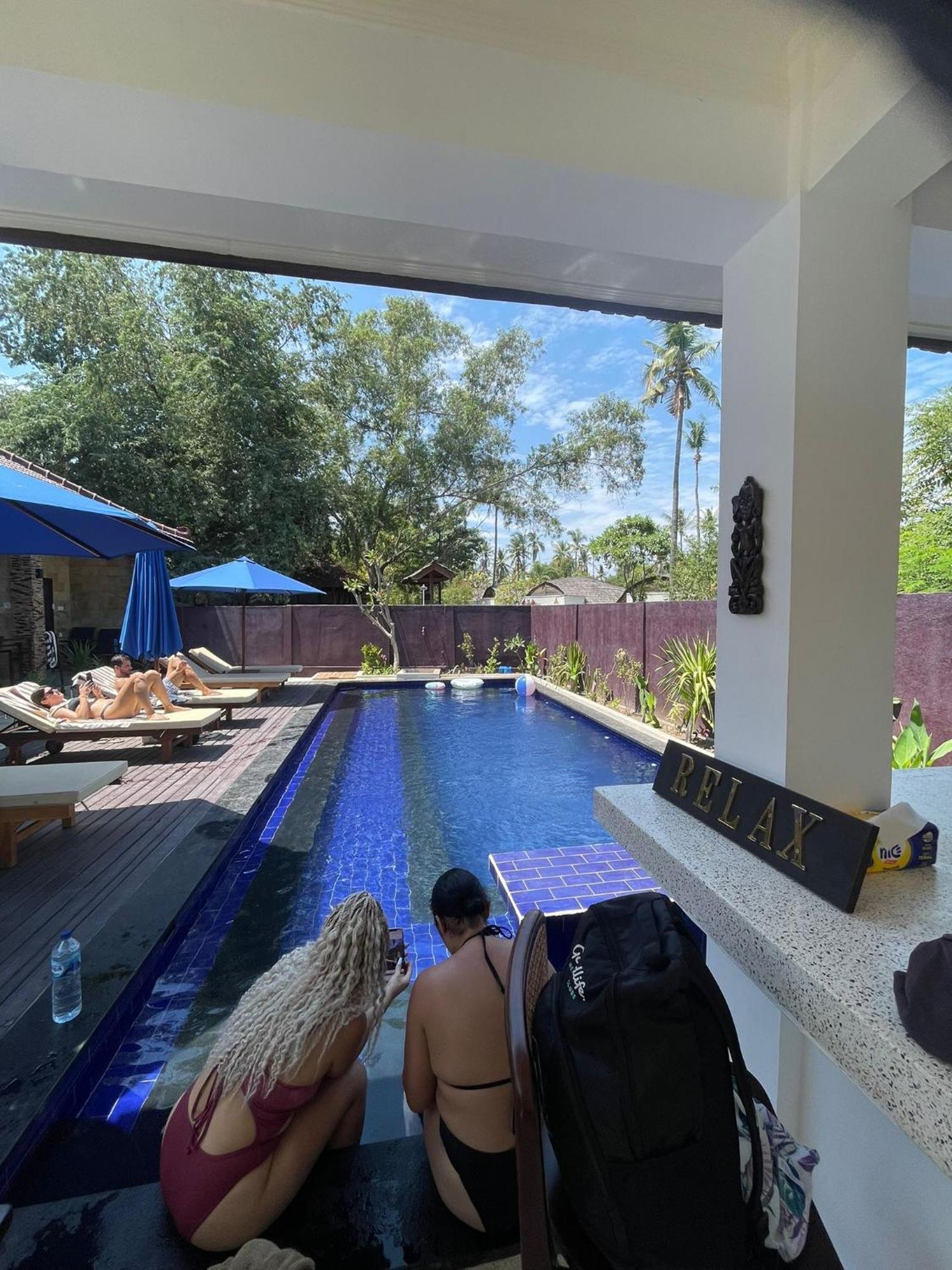 Relax Villas Gili Islands Exterior photo