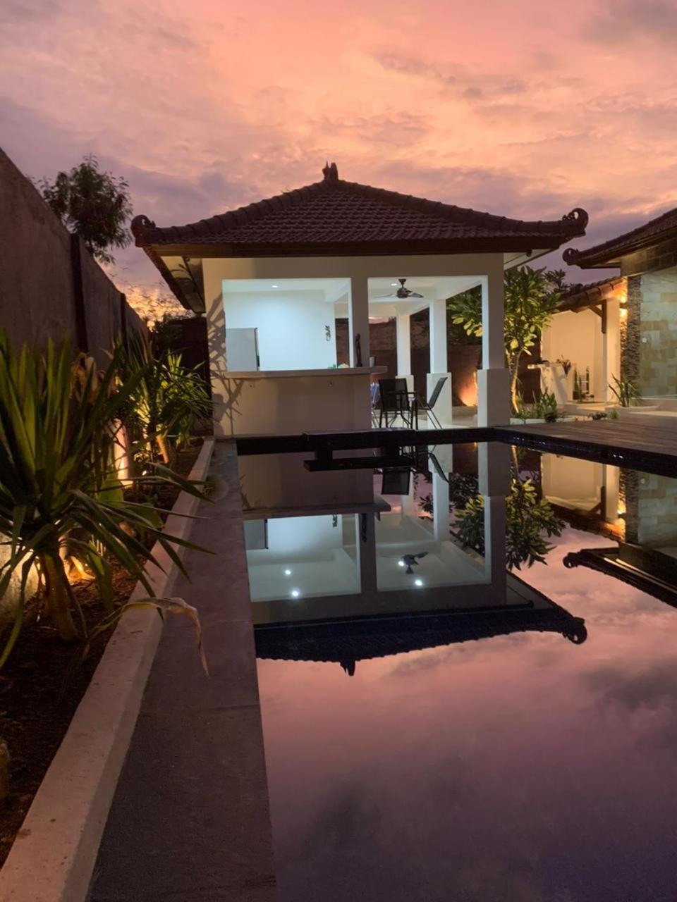 Relax Villas Gili Islands Exterior photo